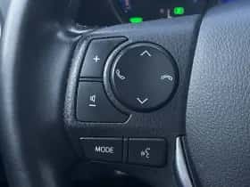 Toyota Auris (2017) thumbnail 10