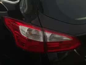 Ford Focus (2011) thumbnail 19