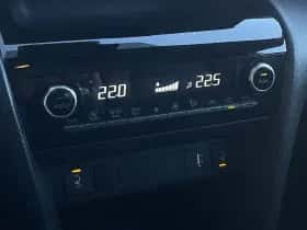 Toyota Yaris Cross (2022) thumbnail 17