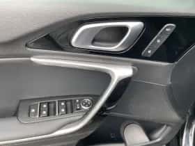 Kia Ceed Sportswagon (2020) thumbnail 11