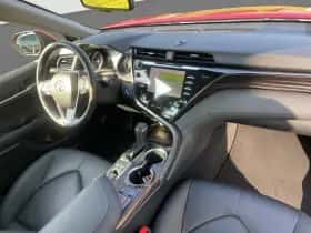 Toyota Camry (2020) thumbnail 2