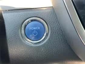 Toyota Camry (2020) thumbnail 16