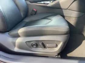 Toyota Camry (2020) thumbnail 3