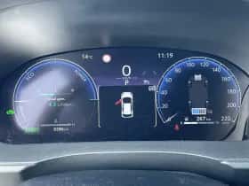 Toyota Yaris (2024) thumbnail 12