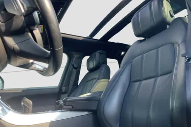 Land Rover Range Rover Sport (2018) thumbnail 3