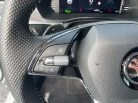 Škoda Octavia (2020) thumbnail 15
