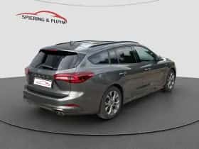 Ford Focus (2024) thumbnail 3