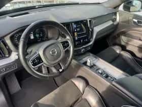 Volvo XC60 (2018) thumbnail 12