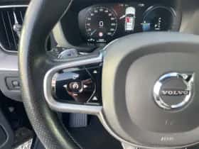 Volvo XC60 (2018) thumbnail 14