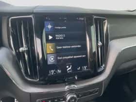 Volvo XC60 (2018) thumbnail 16