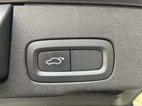Volvo XC60 (2018) thumbnail 30