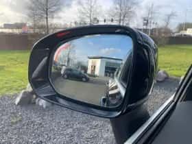 Volvo XC60 (2018) thumbnail 31