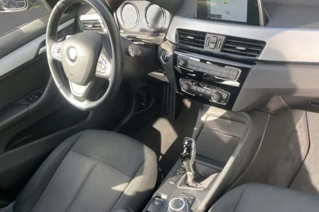 BMW X1 (2018) thumbnail 2