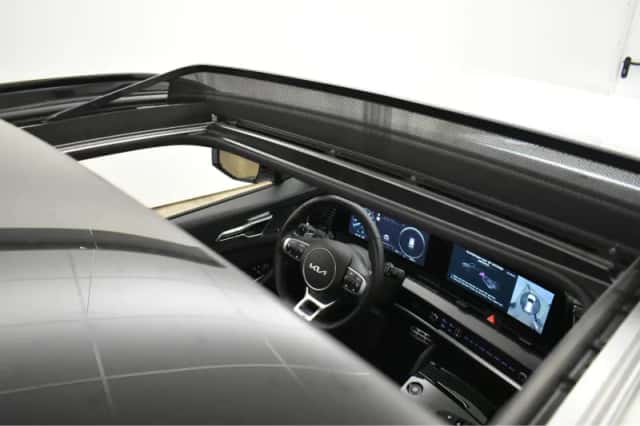 Kia Sportage (2022) thumbnail 5