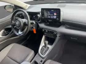 Toyota Yaris (2020) thumbnail 15