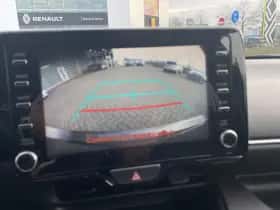 Toyota Yaris (2020) thumbnail 4