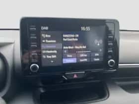 Toyota Yaris (2020) thumbnail 13