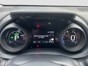 Toyota Yaris (2020) thumbnail 4