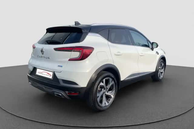 Renault Captur (2021) thumbnail 5