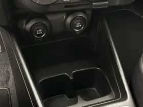 Suzuki Swift (2018) thumbnail 20