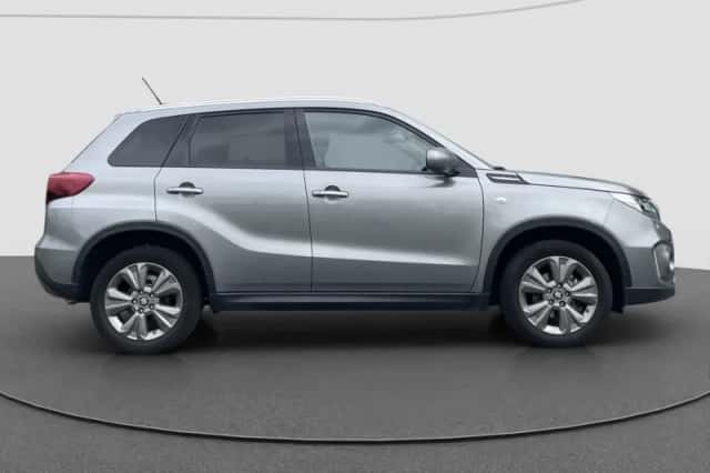 Suzuki Vitara (2020) thumbnail 3