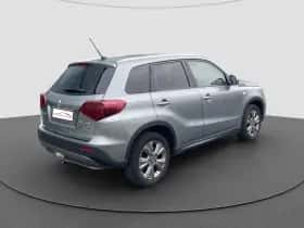 Suzuki Vitara (2020) thumbnail 4