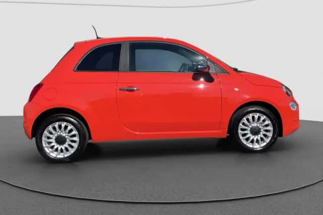 Fiat 500 (2023) thumbnail 2