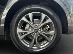 Ford Kuga (2019) thumbnail 26