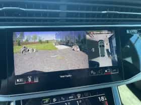 Audi Q8 (2021) thumbnail 20