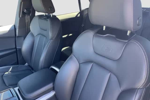 Audi Q8 (2021) thumbnail 3