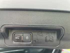 Ford Explorer (2020) thumbnail 28