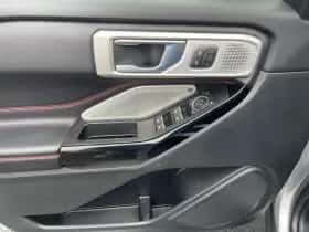 Ford Explorer (2020) thumbnail 10