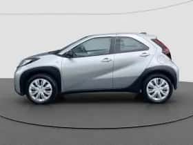 Toyota Aygo X (2022) thumbnail 5