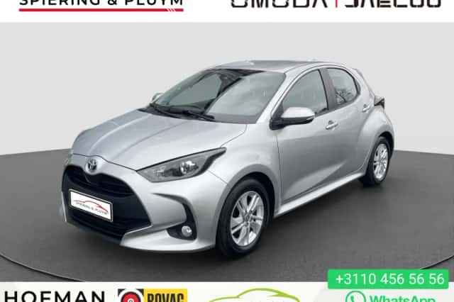Toyota Yaris (2024) thumbnail 1
