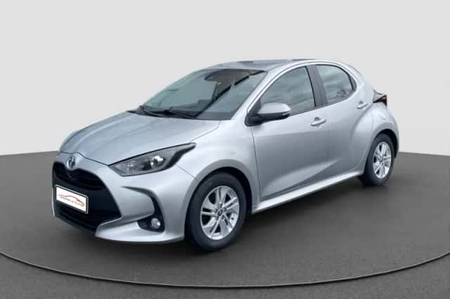 Toyota Yaris (2020) thumbnail 5