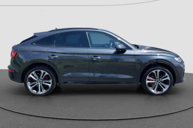 Audi Q5 (2021) thumbnail 5