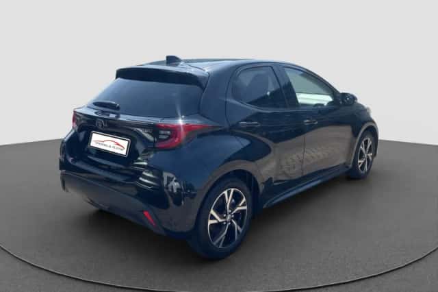 Toyota Yaris (2025) thumbnail 6