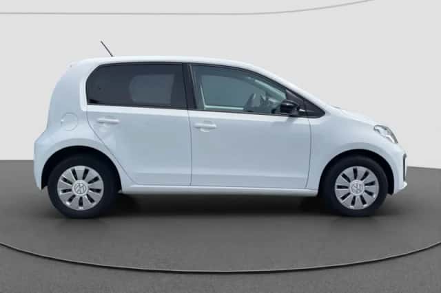 Volkswagen Up! (2018) thumbnail 4