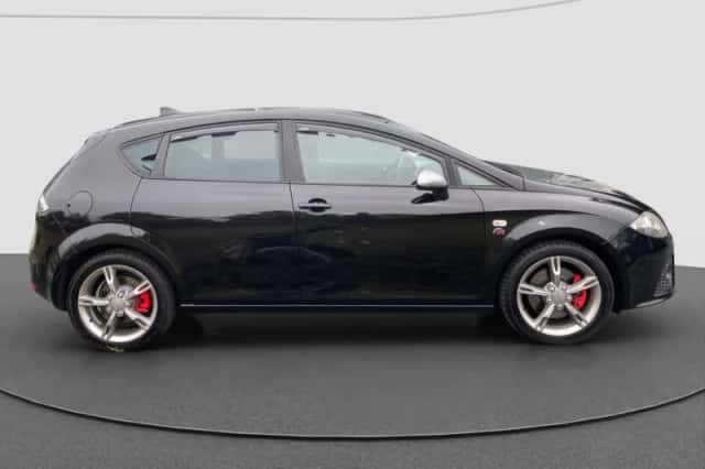 SEAT Leon (2009) thumbnail 2
