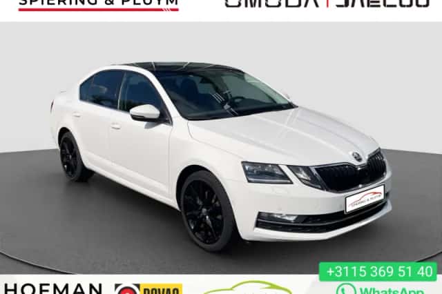 Škoda Octavia (2017) thumbnail 1