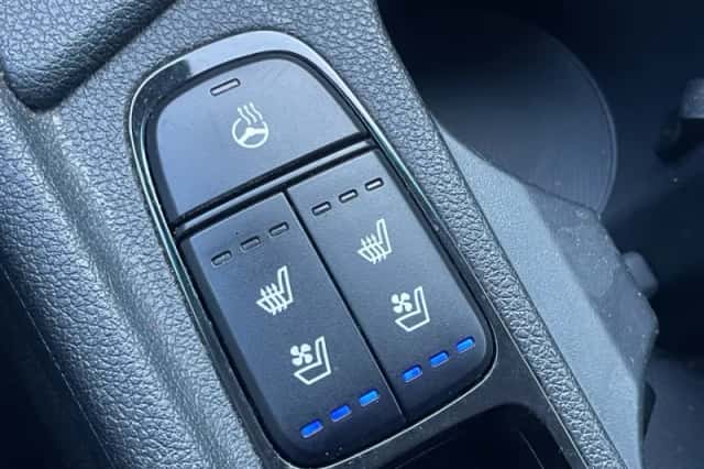 Kia Niro (2019) thumbnail 4