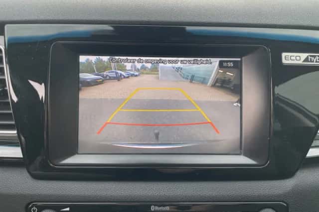 Kia Niro (2017) thumbnail 4