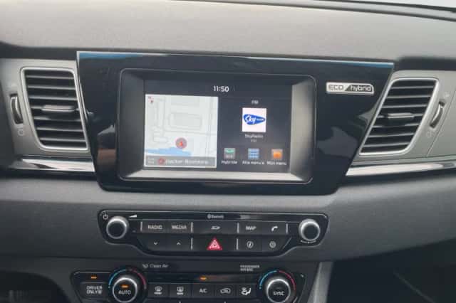 Kia Niro (2017) thumbnail 5