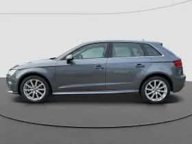 Audi A3 (2016) thumbnail 6