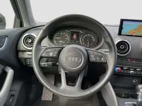 Audi A3 (2016) thumbnail 10