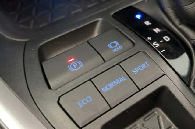 Toyota RAV4 (2019) thumbnail 4