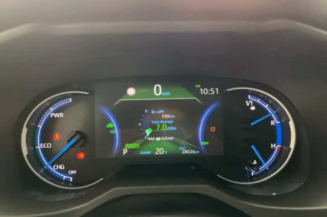 Toyota RAV4 (2019) thumbnail 8
