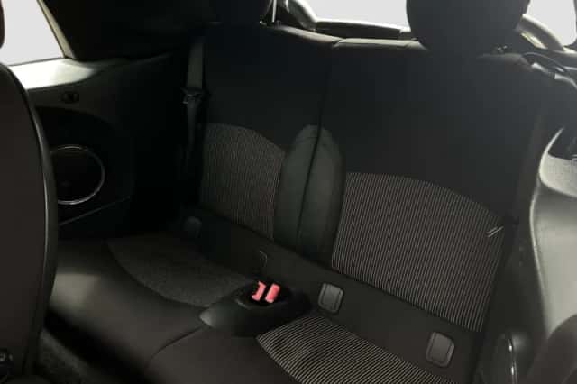 MINI Cabrio (2009) thumbnail 20