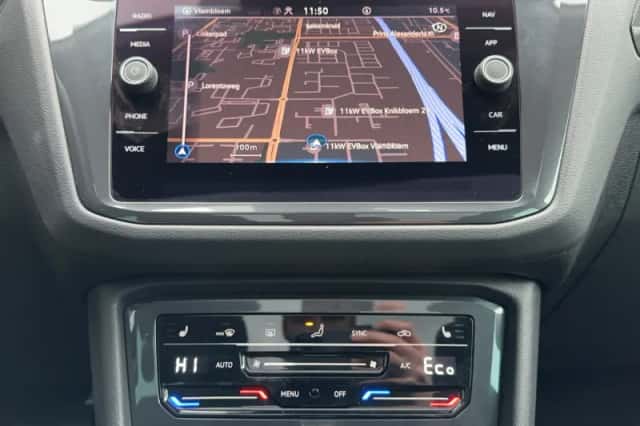 Volkswagen Tiguan (2021) thumbnail 14