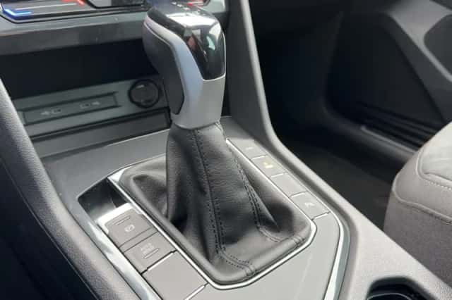Volkswagen Tiguan (2021) thumbnail 20